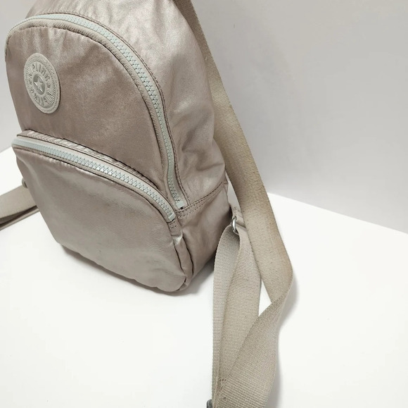 Kipling Womens Backpack metallic silver / Gold - Picture 3 of 12